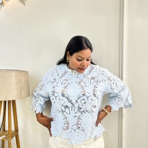 Chic Schiffli Top (Thrifted)
