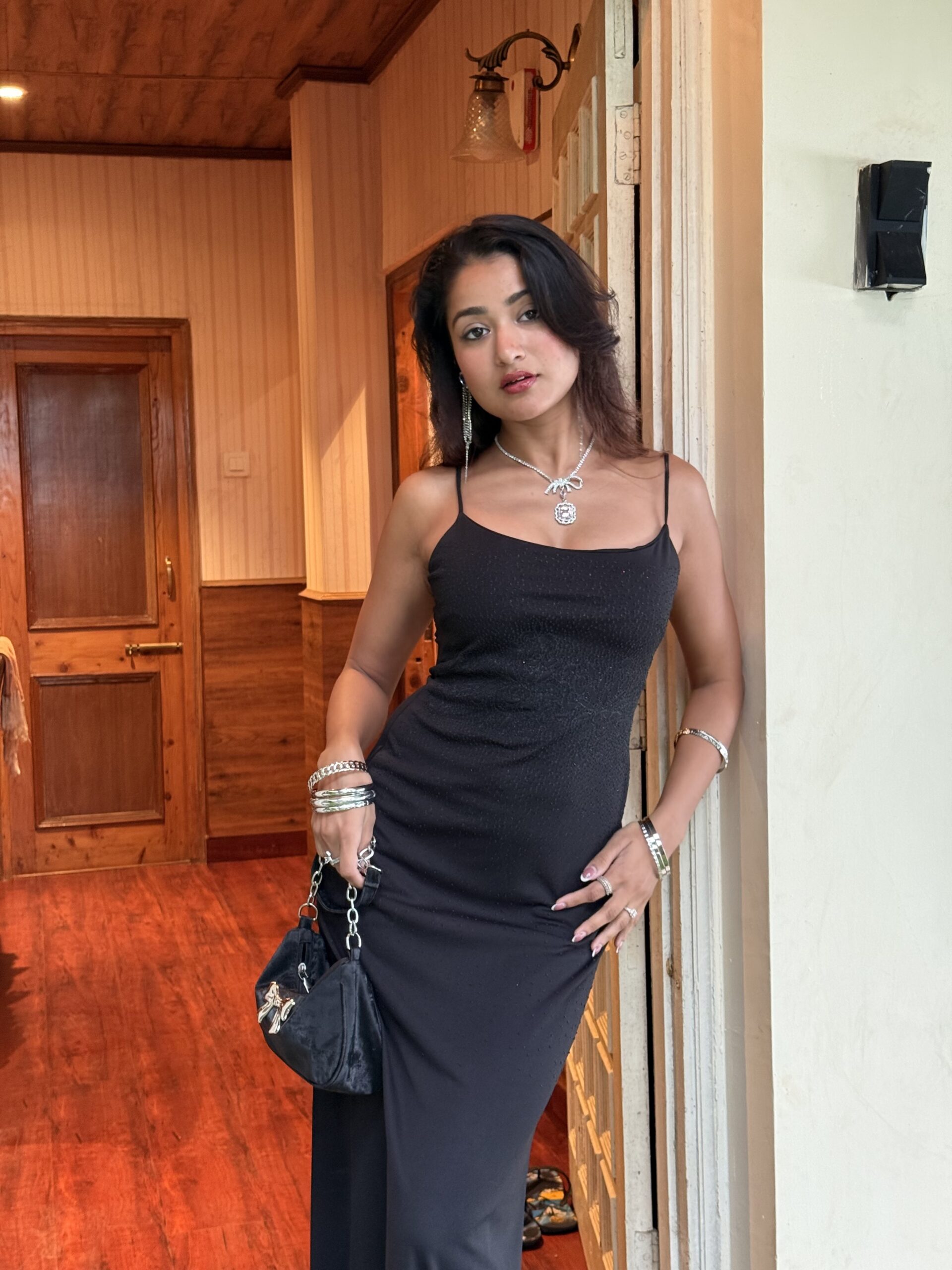 Elegant Black Dress  shopsoniawishlist.com