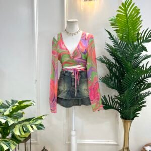 Wavy wrap tie top